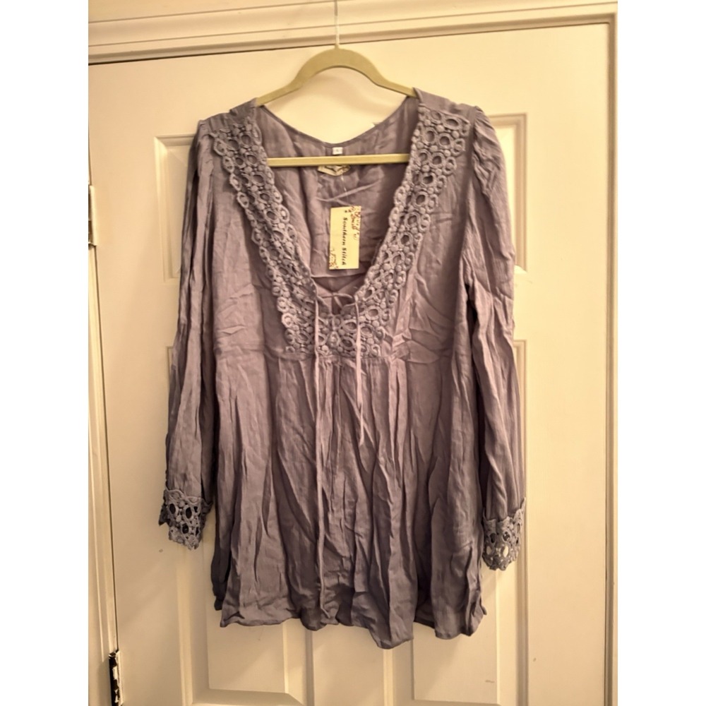 Southern Stitch Gray Boho Blouse Flowy Size Large Crochet Neckline Look